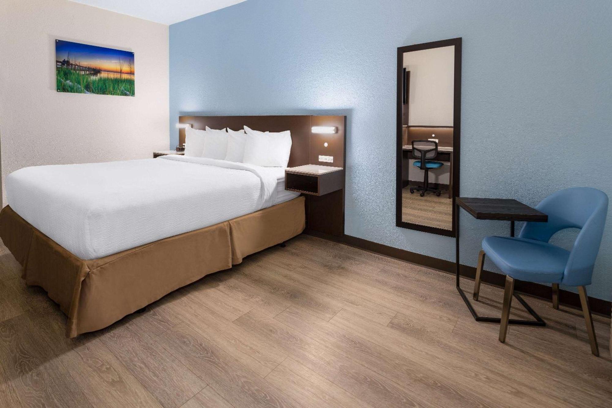 Baymont By Wyndham Camp Lejeune Jacksonville Exterior photo